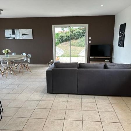 Maison d'hôtes Au Jardin De Papy à Veranne Extérieur photo